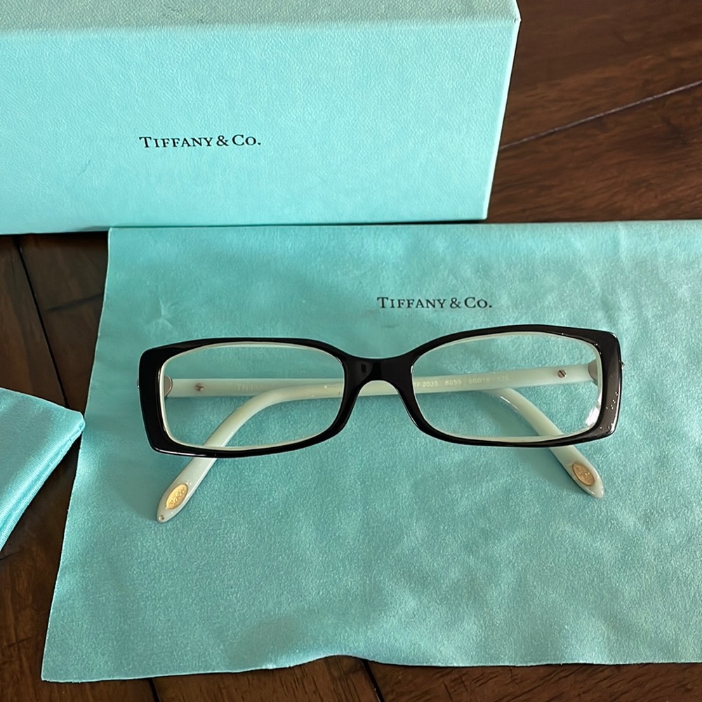 Tiffany & Co. Glasses with box